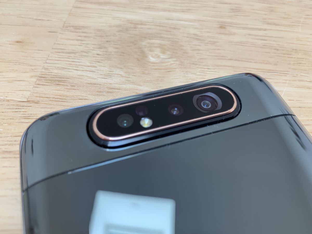 Mengingat Kembali Samsung Galaxy A80 Eksperimen Kamera Putar Sembilan Jutaan
