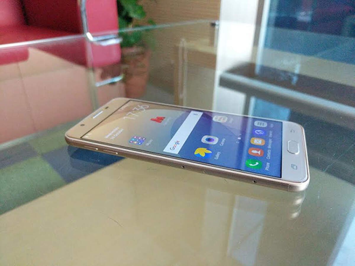 Samsung Galaxy J7 Prime Tetapkan Standar Smartphone Mid-Range 2026