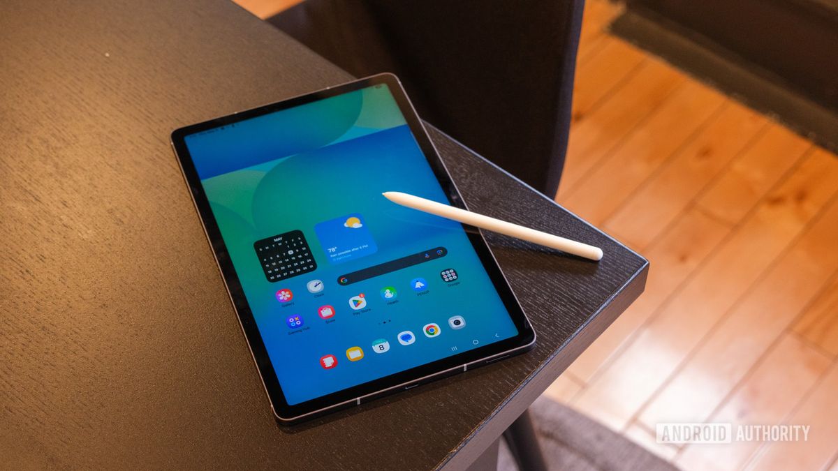 Bingung Pilih Tablet Samsung S10 FE atau Lite untuk Kuliah dan Sekolah Ini Jawabannya