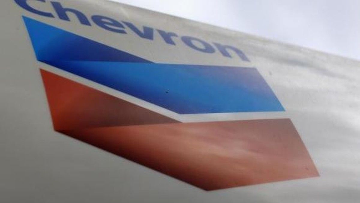 ExxonMobil dan Chevron Raup Keuntungan Besar Akibat Lonjakan Harga Minyak Global