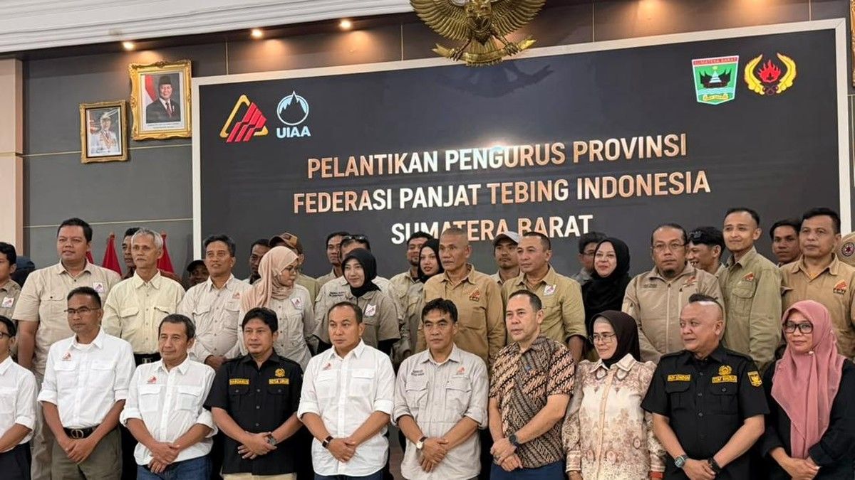 Irjen Herry Heryawan Lantik Pengurus FPTI Sumatera Barat 2026-2030 di Padang