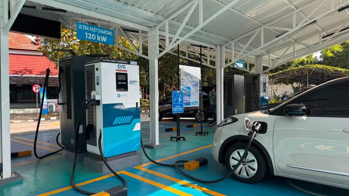 PLN Catat Konsumsi Listrik SPKLU Tembus 62,4 Juta kWh Hingga Juni 2026