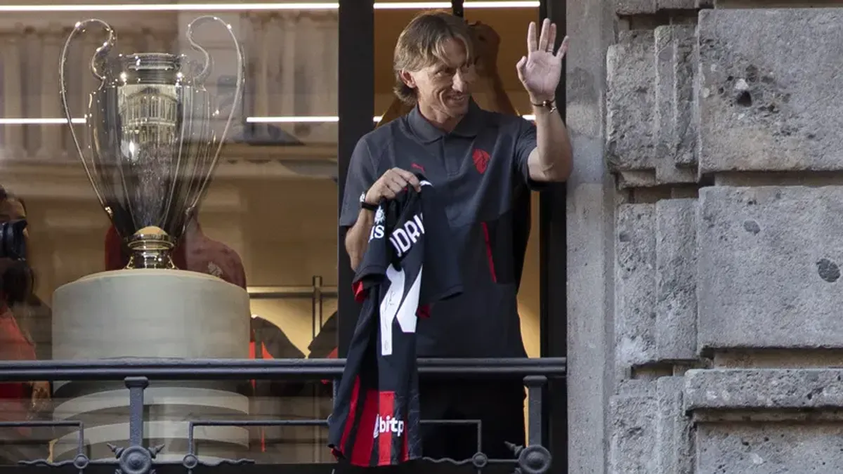 Luka Modric Perpanjang Kontrak Satu Musim di AC Milan