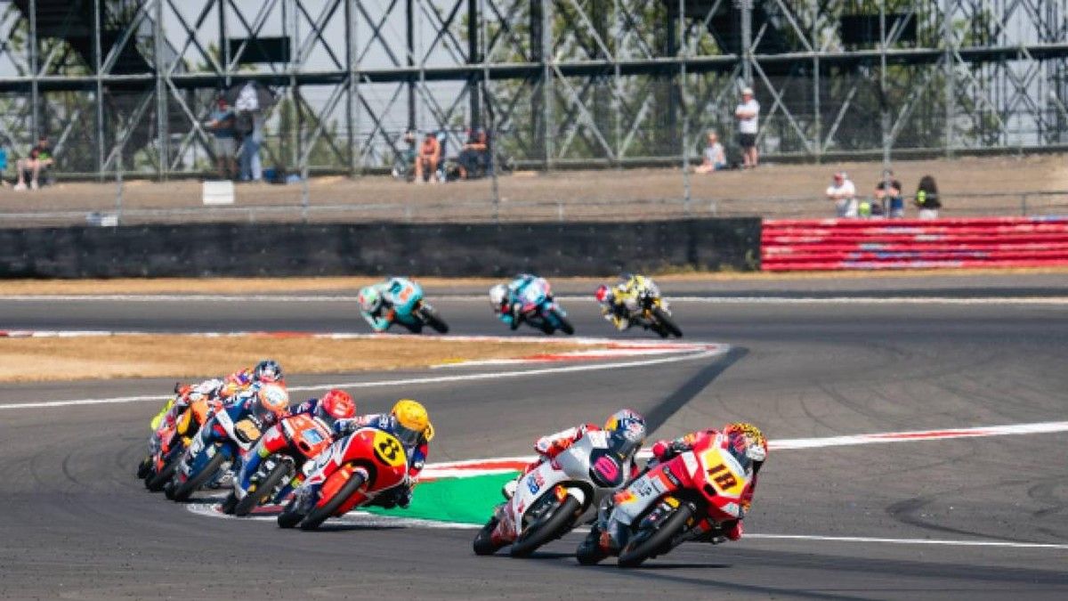Veda Ega Pratama Finish di Posisi 9 pada Moto3 Inggris 2026