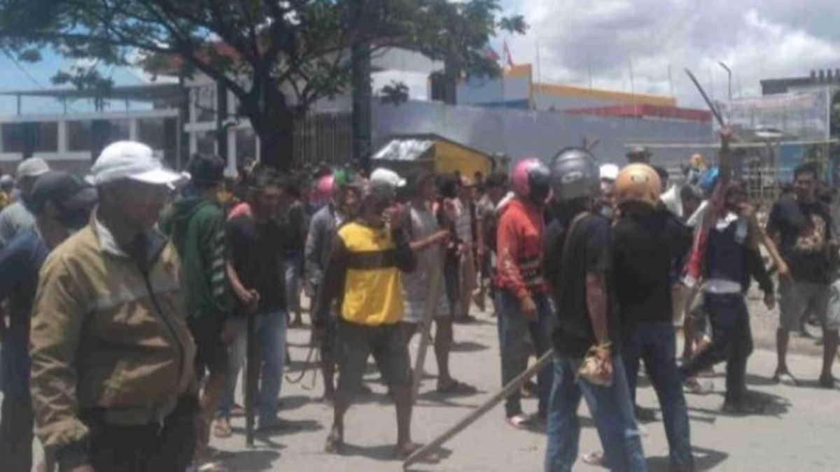 Mengapa Suatu Konflik Sosial Berkembang Menjadi Kekerasan Saat Ini