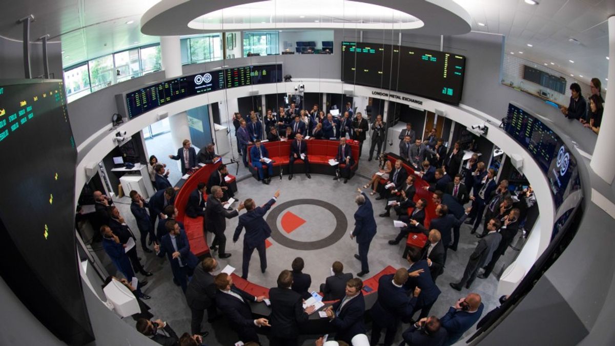 OJK Siapkan Regulasi Bursa Mineral dan Komoditas Strategis Mulai 2027
