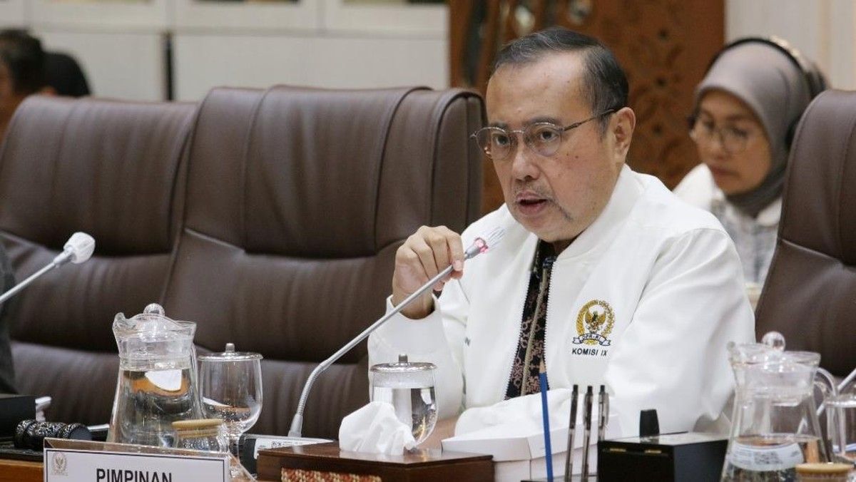 Wakil Ketua DPR Soroti Kasus Keracunan MBG di Bogor dan Papua