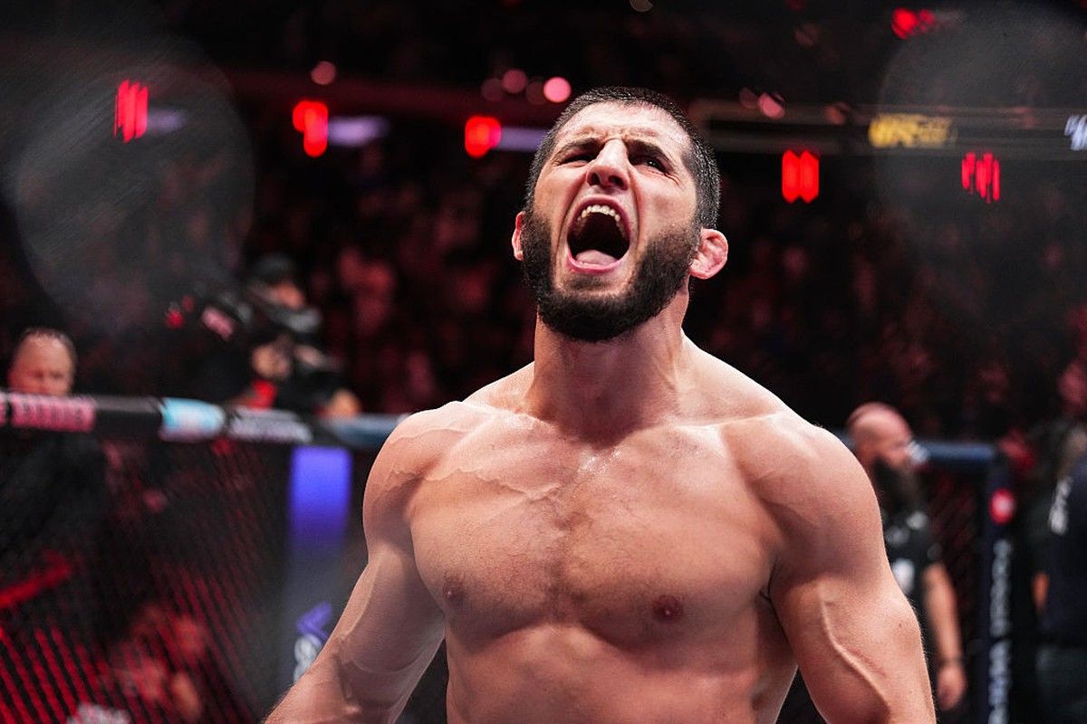 Islam Makhachev Pertahankan Sabuk Kelas Welter Hadapi Ian Garry di UFC 330
