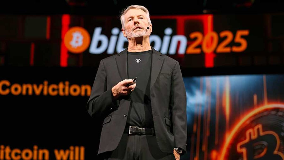 Strategy menambah cadangan kas untuk membeli Bitcoin