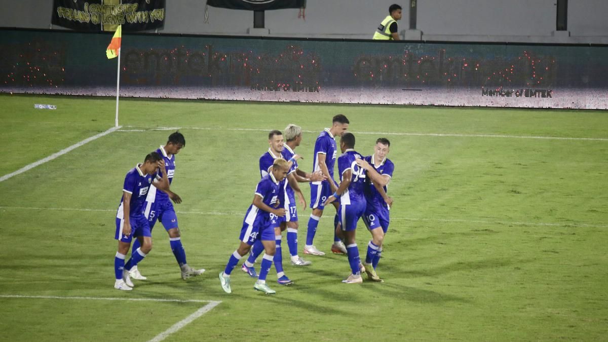 Persib Bandung Menang 3-0 atas Sabah FC di Dewata Challenge Series