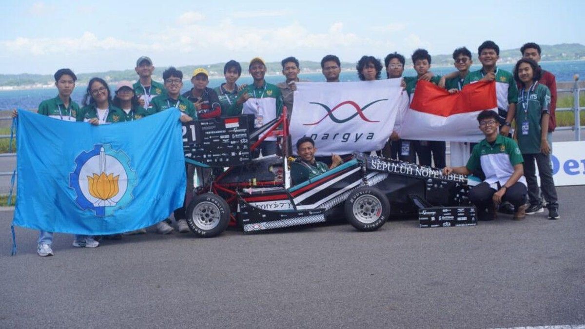 Tim Anargya ITS Raih Tiga Gelar Juara Formula SAE di Jepang