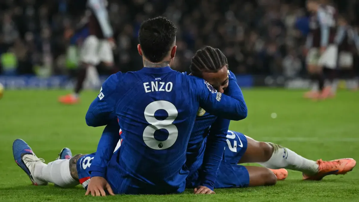 Manchester City Siapkan Transfer Enzo Fernandez dan Malo Gusto dari Chelsea