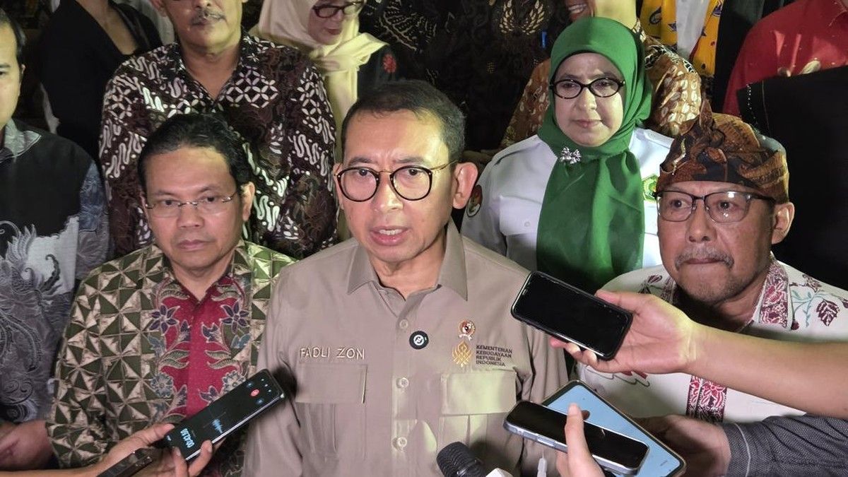 Pentingnya Mencatat Sejarah Indonesia Secara Utuh