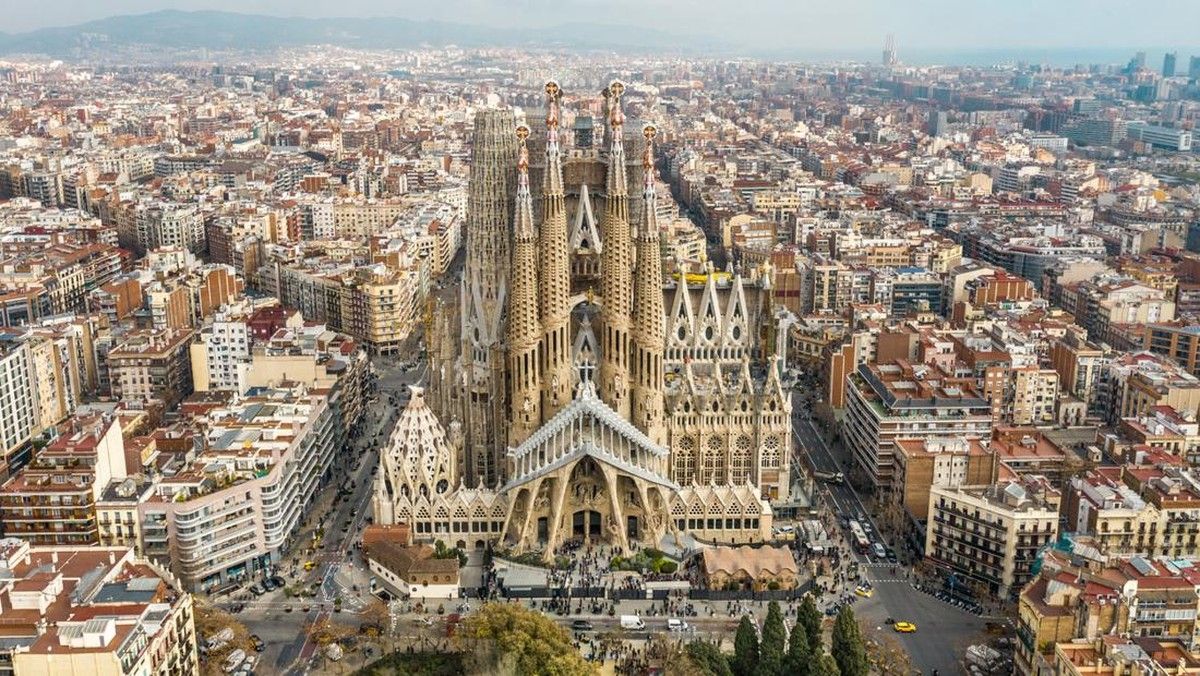 Barcelona Batasi Jumlah Wisatawan untuk Atasi Overtourism