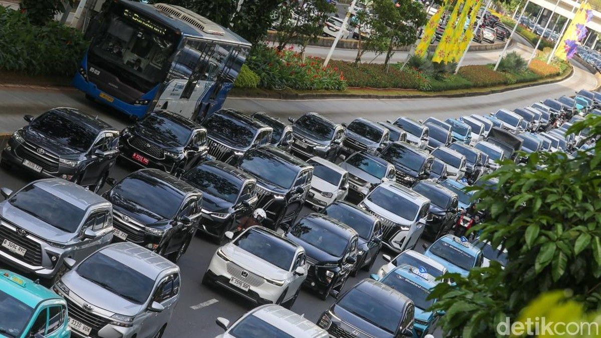 Pemprov DKI Ungkap Potensi Hilangnya Rp 2 Triliun dari Insentif Kendaraan Listrik