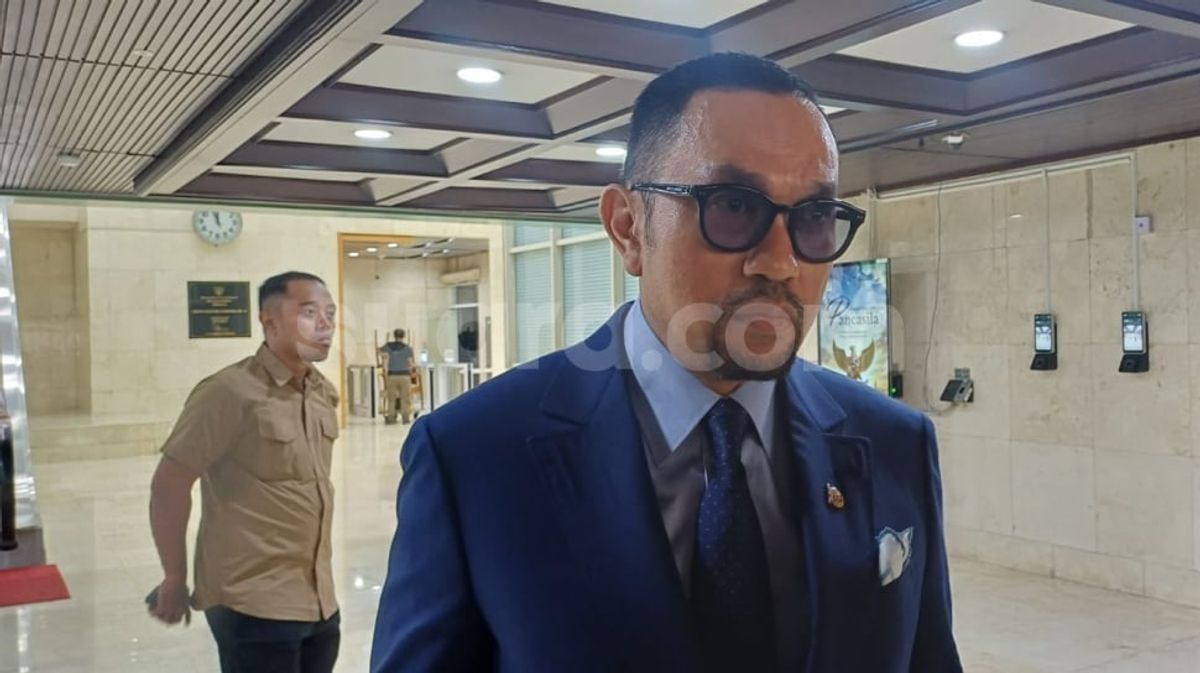 Ahmad Sahroni Tegaskan DPR Belum Terima Surat Presiden soal Pergantian Kapolri