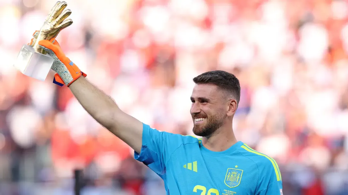 Juventus Kejar Unai Simon Sebagai Kiper Baru di Musim Panas