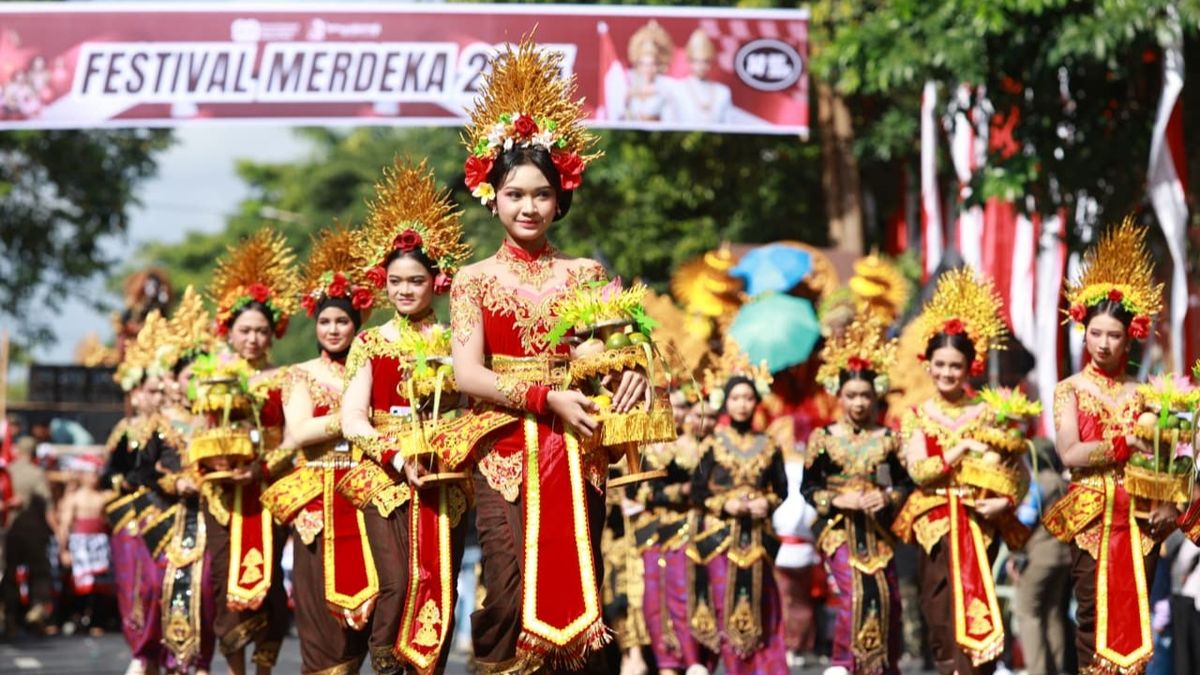 Mengelola Pluralitas Budaya Bangsa dengan Sikap Toleransi dan Hormat
