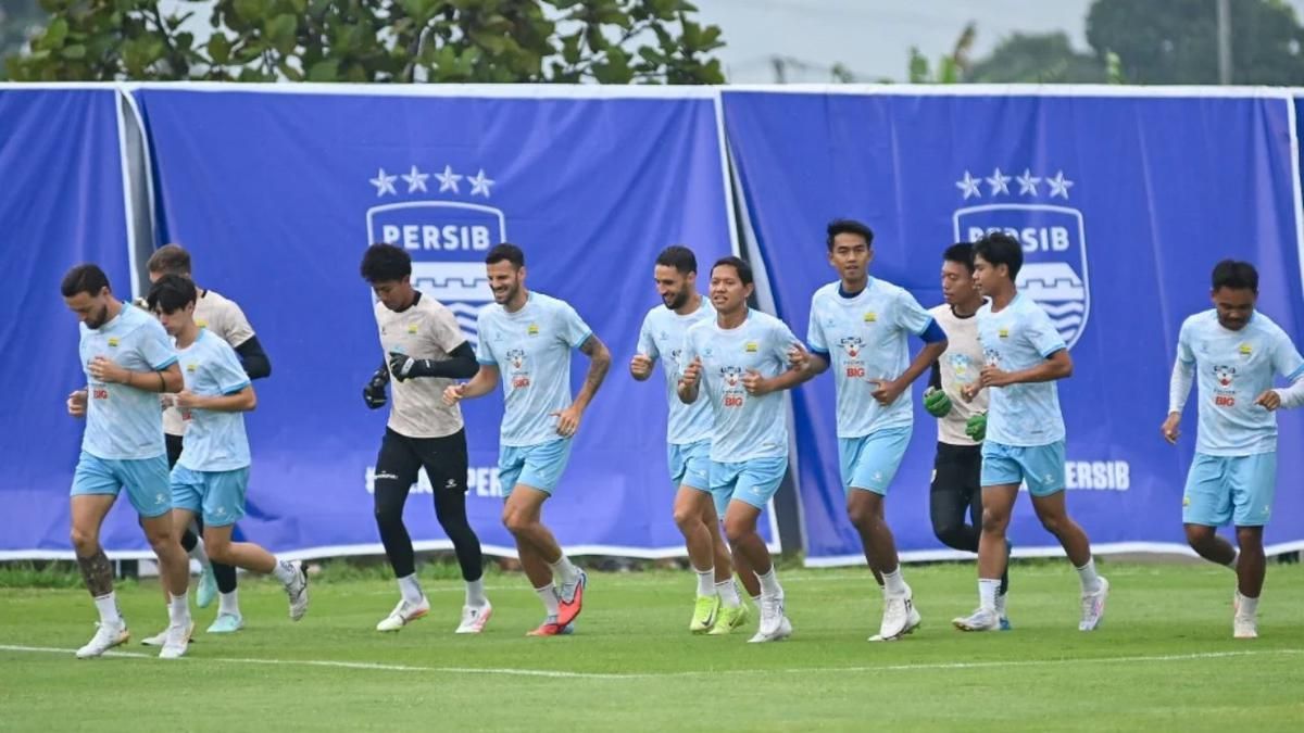 Persib Bandung Siapkan Tim Terbaik Hadapi Sabah FC di Bali