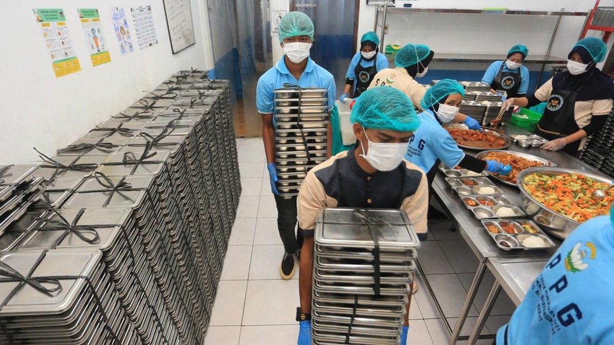 Pemerintah Temukan 6 Juta Data Ganda Penerima Program Makan Bergizi