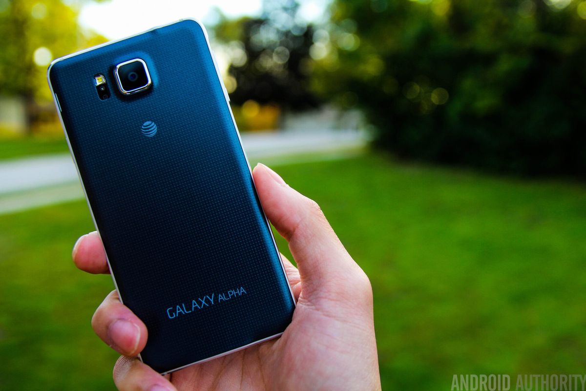 Samsung Galaxy Alpha Tetapkan Standar Desain Metal Pada 2014