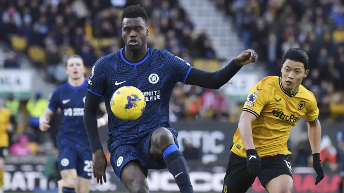 Chelsea Siapkan Pelepasan Benoit Badiashile ke Napoli Musim Panas Ini