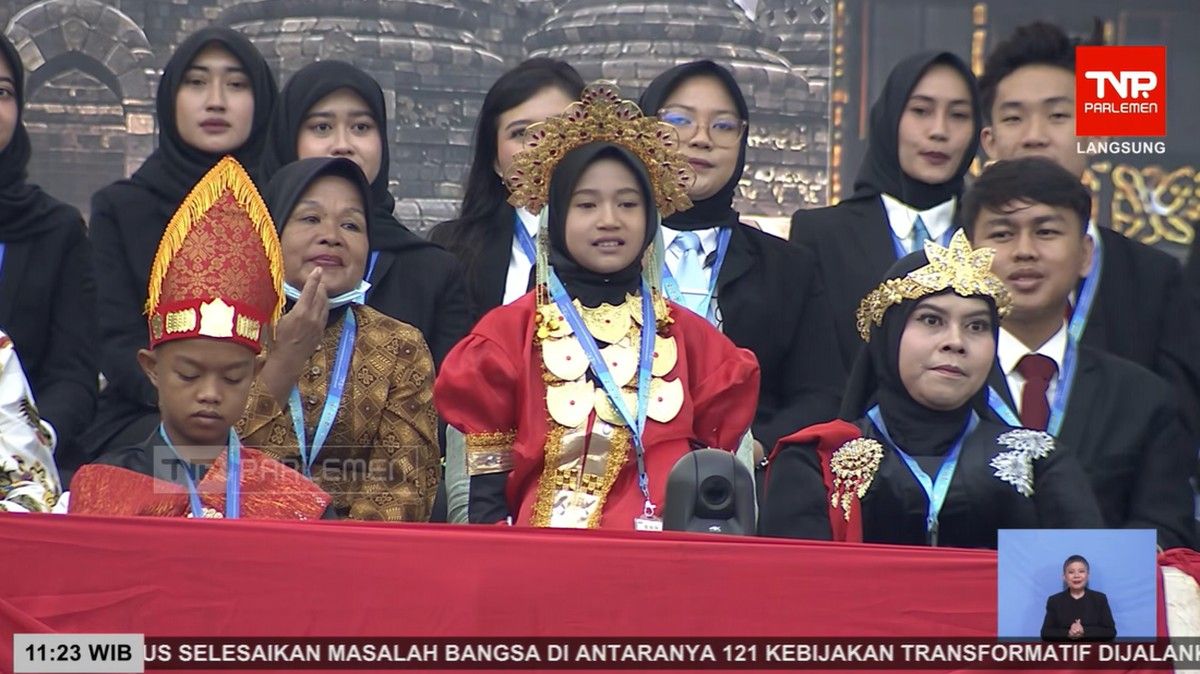 Presiden Prabowo Kenalkan Siswa Berprestasi di Sidang Tahunan MPR 2026