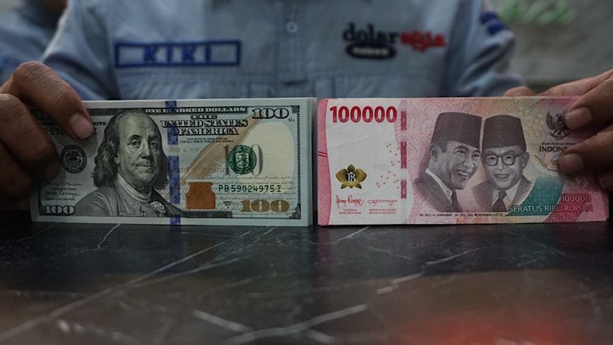 Rupiah Berpotensi Melemah Terdorong Pidato Ketua The Fed dan Harga Minyak