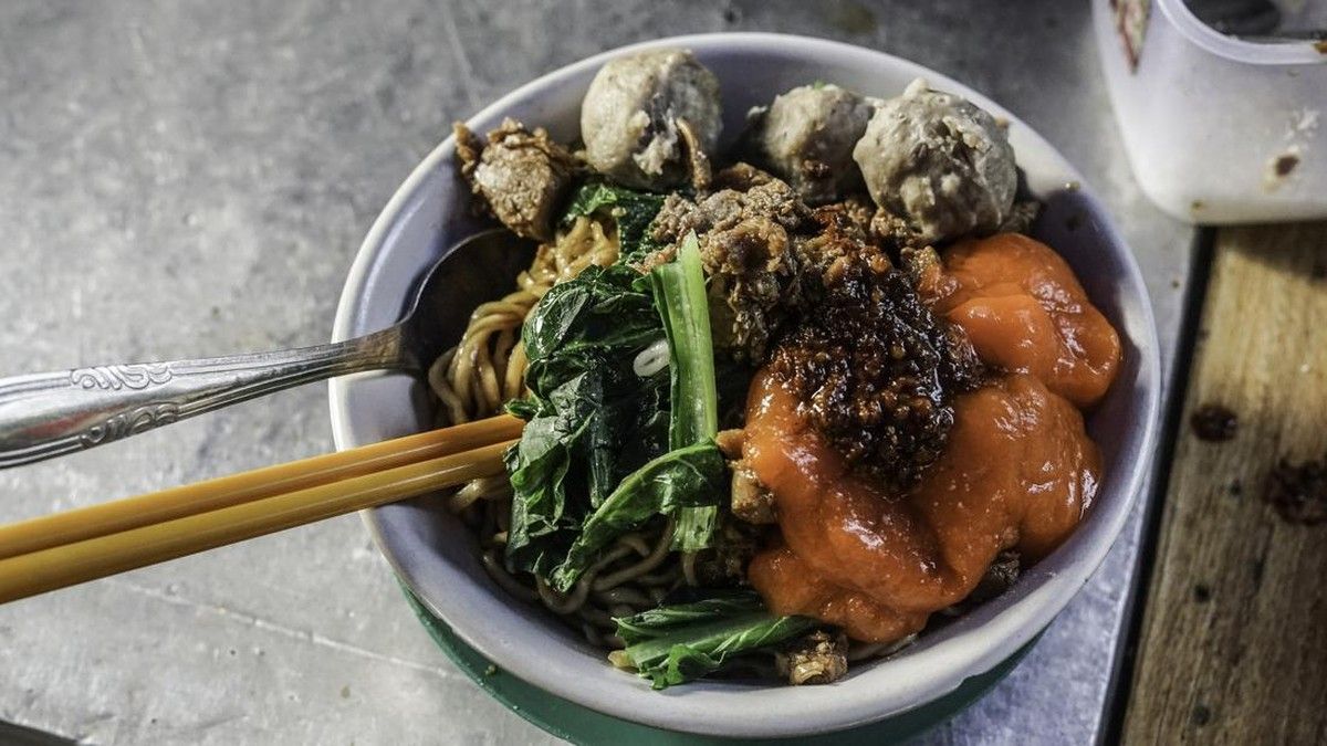 Bahaya Konsumsi Mi Ayam dengan Bumbu Berlebihan
