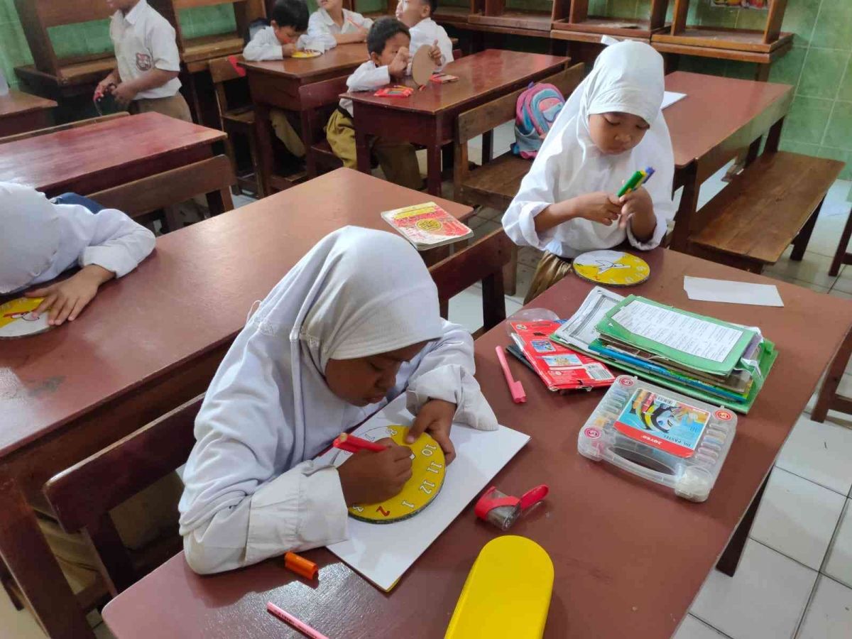 Cara Efektif Mengerjakan Soal Kelas 1 dengan Contoh Lengkap 2026