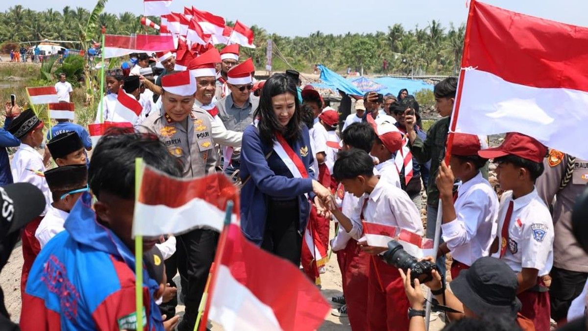 Polda Riau dan Kementerian PPPA Pulihkan Lingkungan Pesisir dengan Mangrove