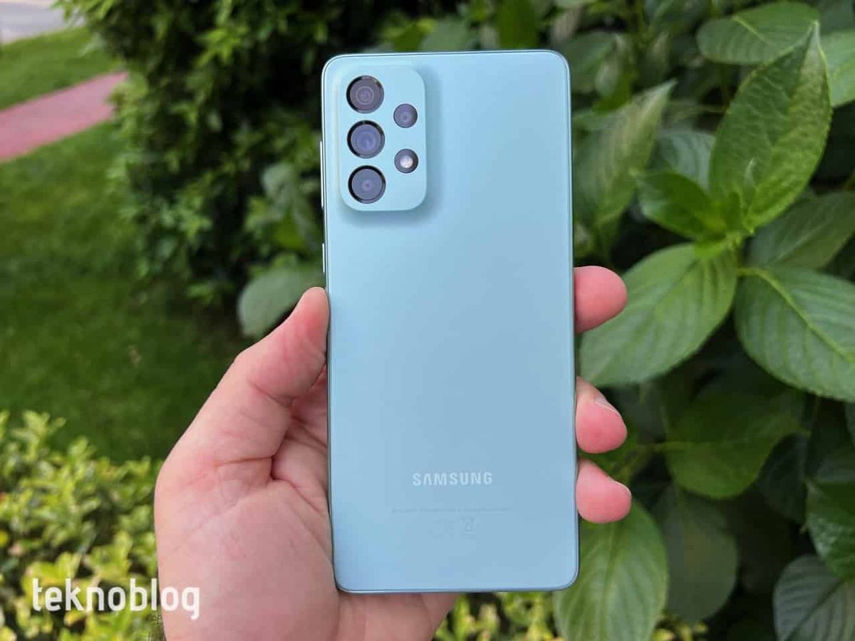 Samsung Galaxy A74 Tidak Diluncurkan, Seri A7x Berhenti di A73