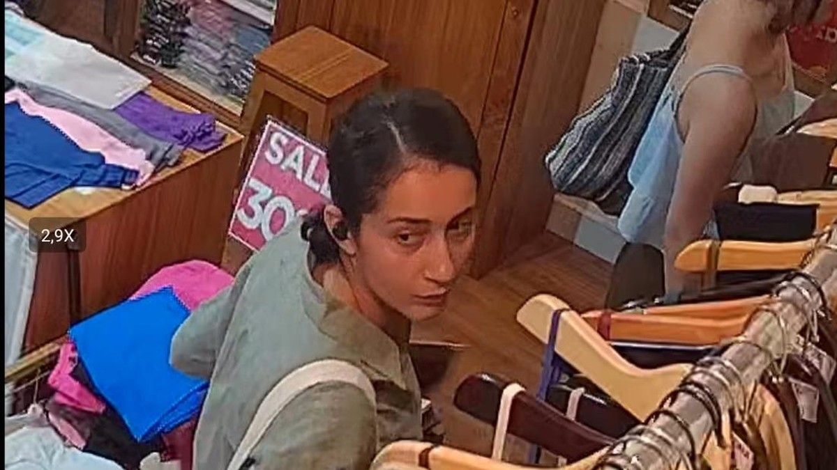 Turis Asing Mencuri Pakaian di Toko Yoga Shanty Ubud
