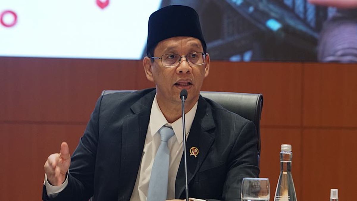 Menteri Keuangan Turunkan Target Penerimaan Cukai dan Kepabeanan RAPBN 2027