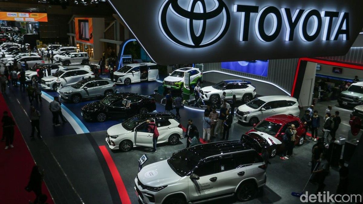 Menteri Keuangan Soroti Penjualan Mobil Indonesia dan Malaysia yang Nyaris Sama