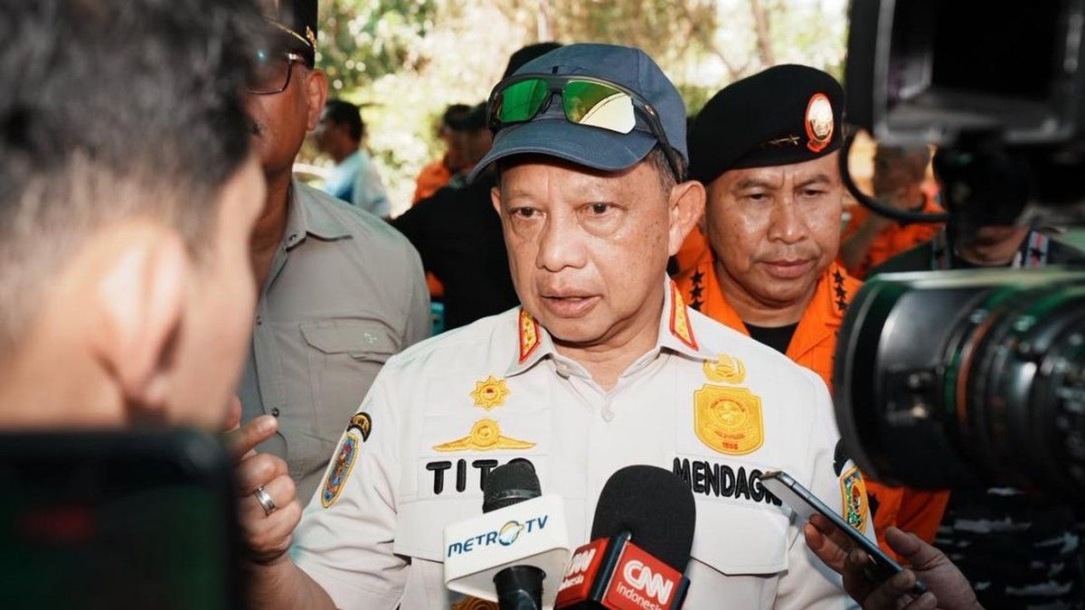 Mendagri Prioritaskan Pemulihan Listrik dan Logistik Pasca Gempa Manggarai Timur