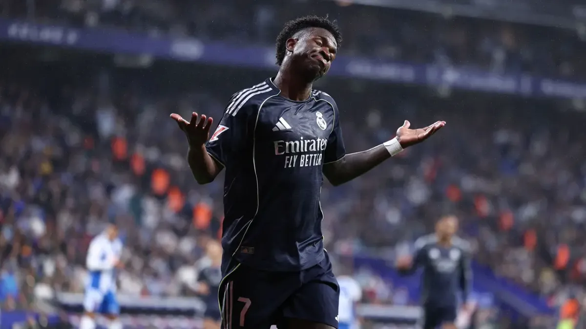 Arsenal Berencana Jual 8 Pemain untuk Biayai Transfer Vinicius Junior