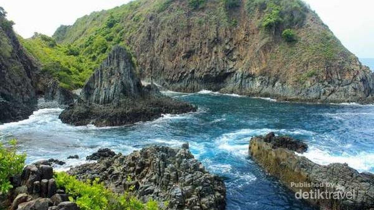 Wakil Ketua DPRD Lombok Tengah Desak Pagar Pembatas di Pantai Semeti