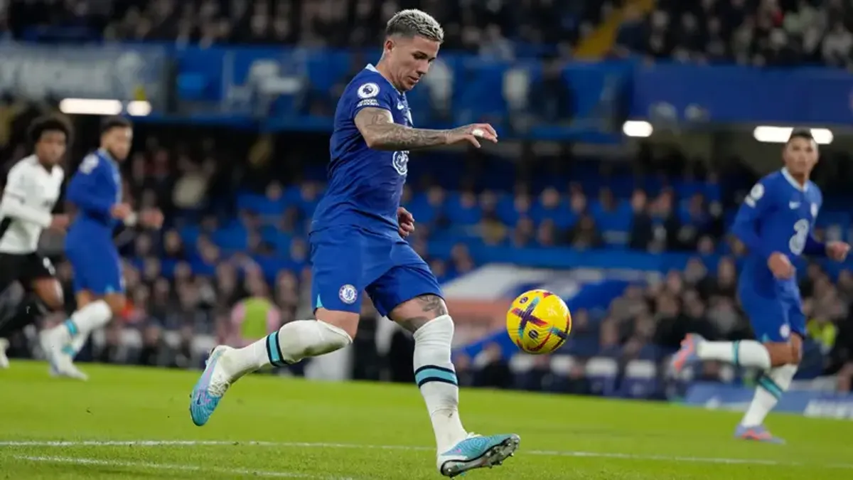 Chelsea Beri Batas Waktu Manchester City untuk Enzo Fernandez di Bursa Transfer 2026