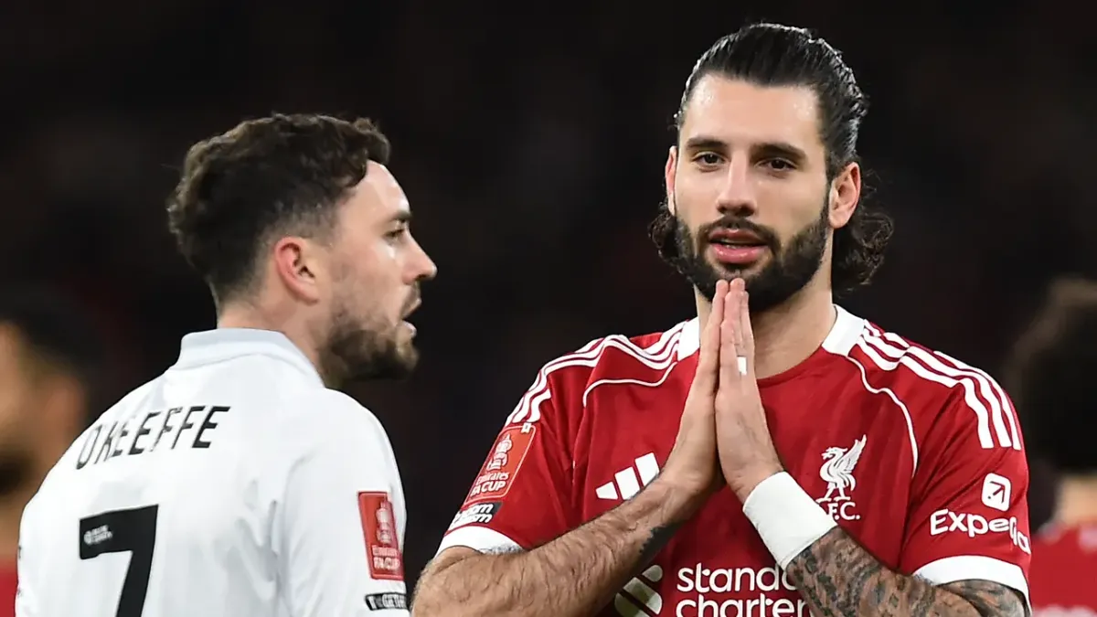 Dominik Szoboszlai Klarifikasi Insiden dengan Curtis Jones di Liverpool