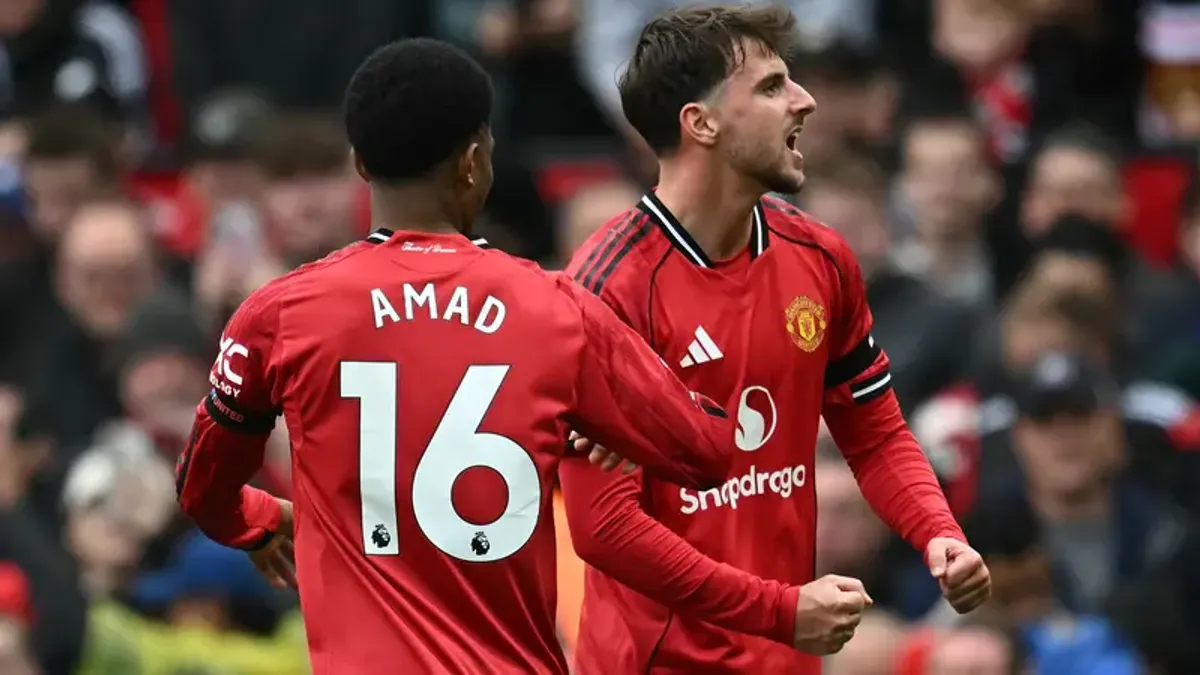 Michael Carrick Tetapkan Mason Mount sebagai Gelandang Nomor Delapan di Pramusim Manchester United
