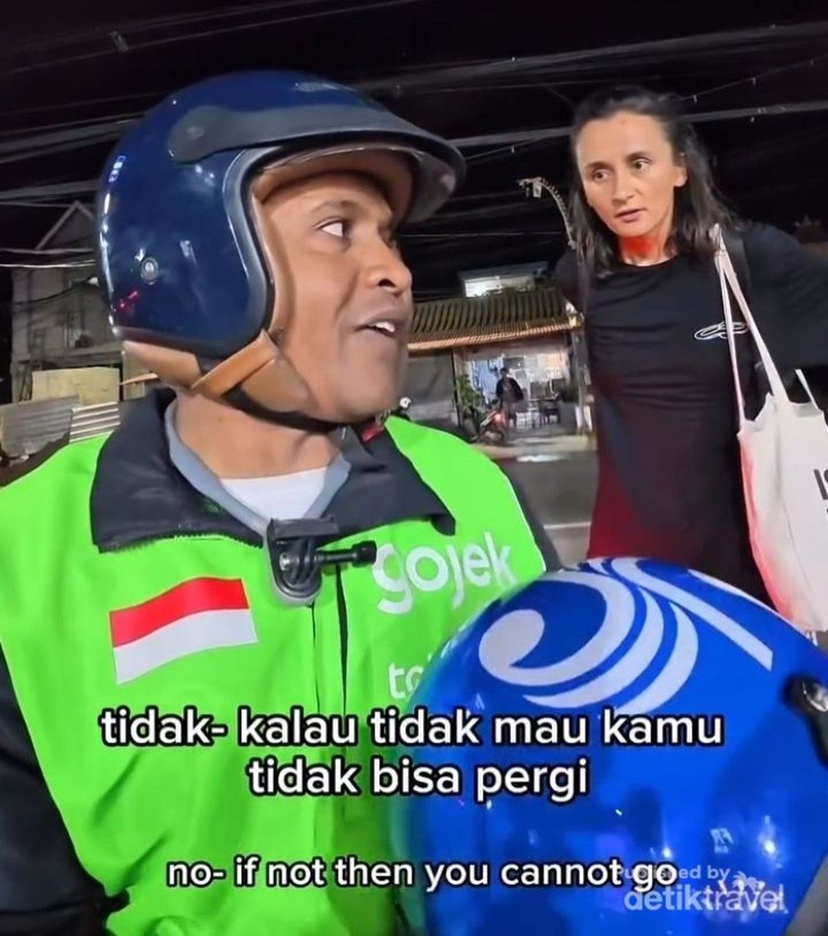 Pengemudi Ojek Online di Bali Tolak Antar Penumpang Tanpa Helm