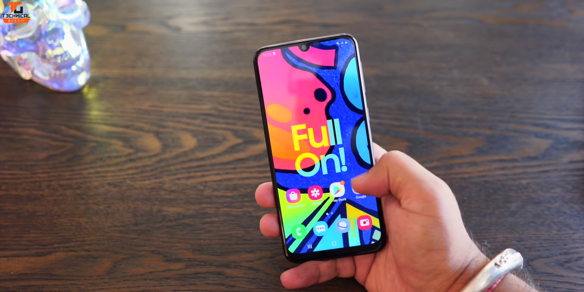 Samsung Galaxy F41 Tawarkan Layar AMOLED dan Baterai Besar 6000mAh