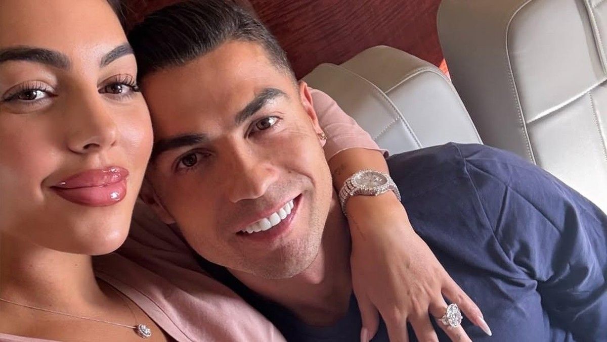 Cristiano Ronaldo Resmi Menikah dengan Georgina Rodríguez di Portugal