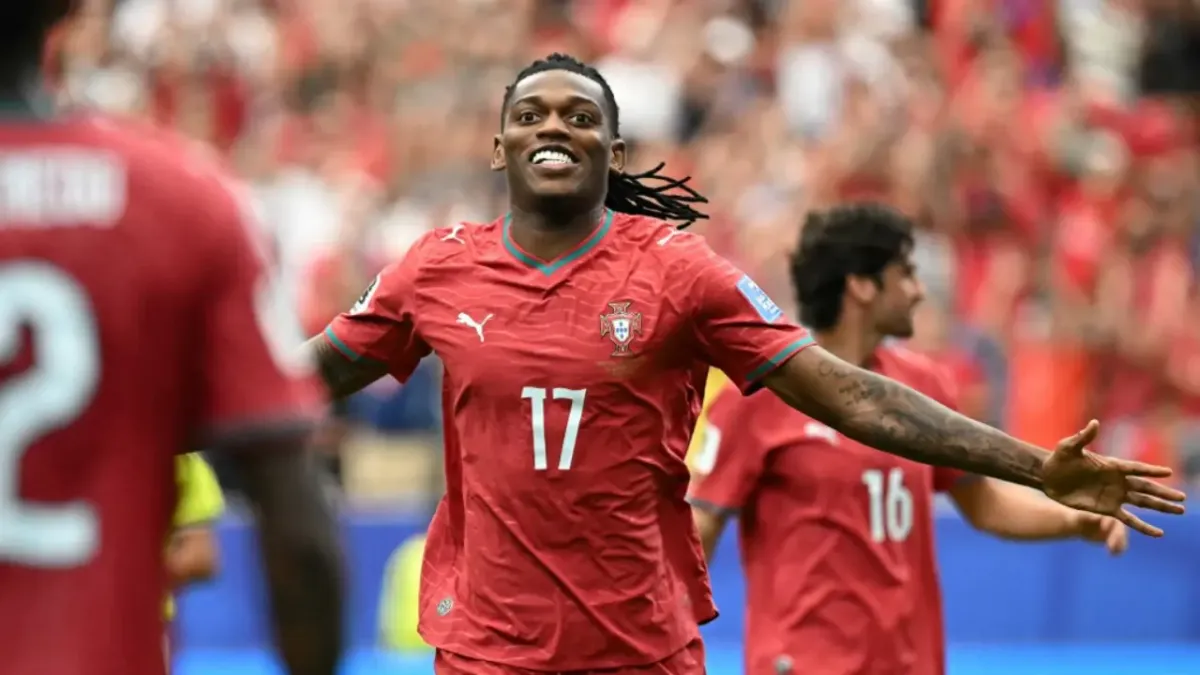 Rafael Leao Ingin Tinggalkan AC Milan dan Pilih Tottenham Hotspur