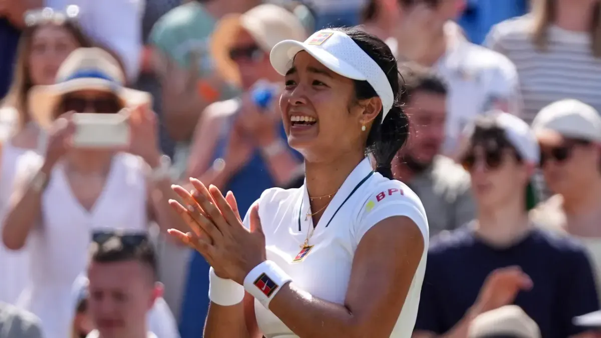 Alexandra Eala Kalahkan Iga Swiatek dan Cetak Sejarah di Wimbledon