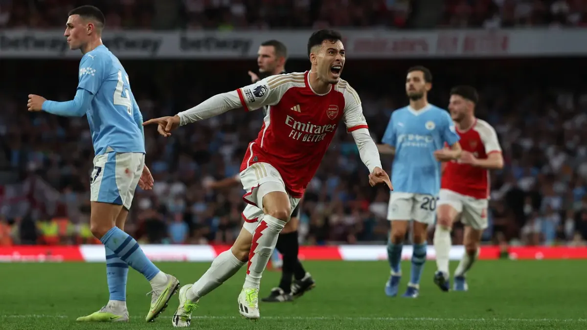 Arsenal Menang 3-0 atas Manchester City dan Pertimbangkan Lepas Martinelli serta Nwaneri