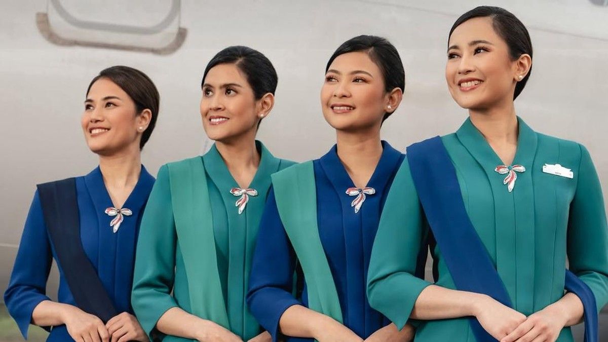 Garuda Indonesia Rilis Seragam Pramugari Baru dengan Sentuhan Nusantara