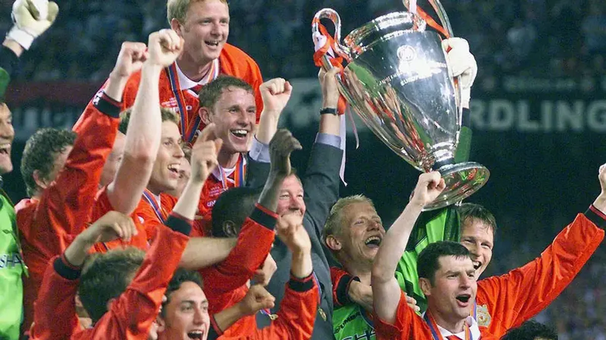Manchester United 1998-1999 Dinobatkan Tim Sepak Bola Terbaik Sepanjang Masa