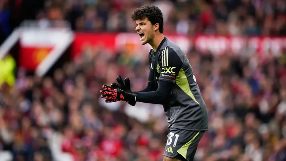 Micky Gray Nilai Manchester United Butuh Kiper Berpengalaman